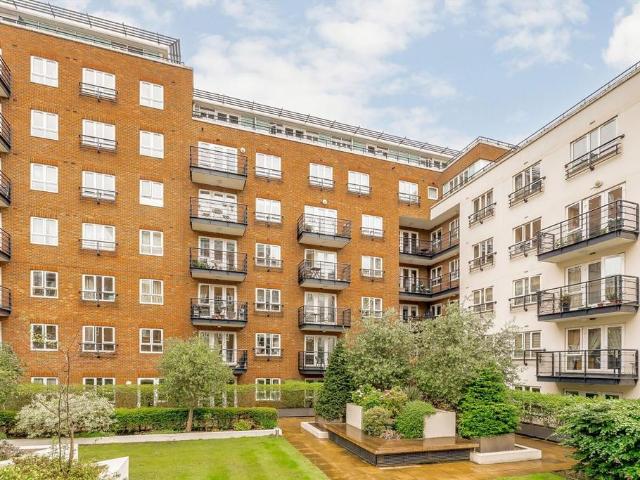 Apartment for rent in Norbiton, Greater London