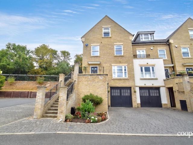 House for rent in Greater London