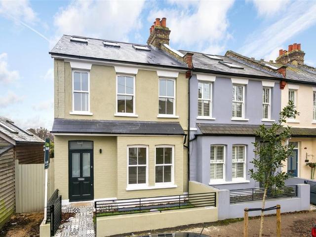House for rent in Hampton Hill, Greater London