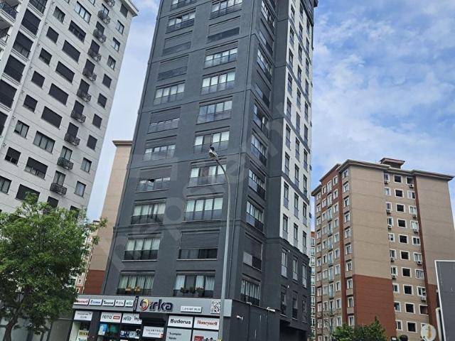 Kadiköy, İstanbul içerisinde satılık mülk