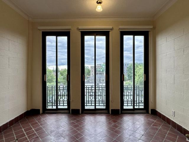 Room for rent in St. Leonard's, Quebec