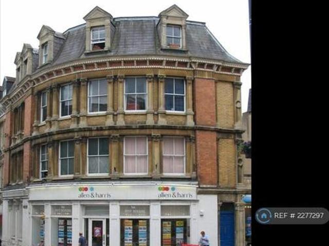 House for sale in Feckenham, City Of Bristol