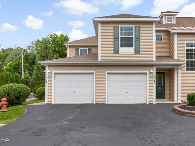 Condo for sale in Troy