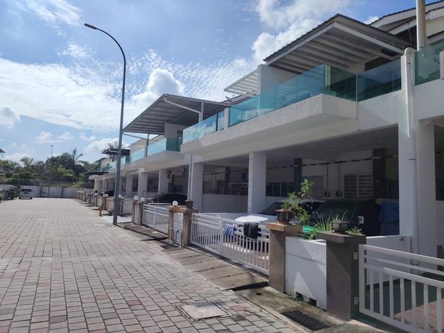 Terraced House for sale in Wellesley, Penang