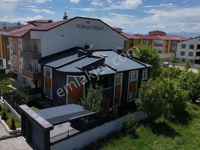 Saltuklu Mahallesi, Aziziye içerisinde kiralık Villa