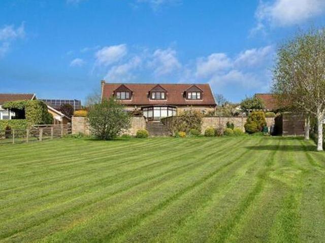 House for sale in Ossett, West Yorkshire