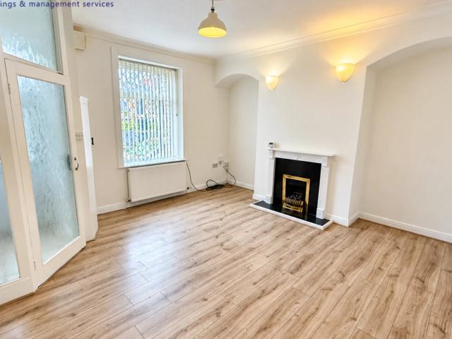 House for rent in Newhey, Rochdale