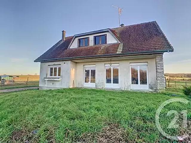 Maison vente à Compiègne, Roye-sur-matz