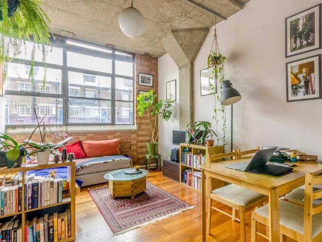 Apartment for rent in Hoxton, Greater London