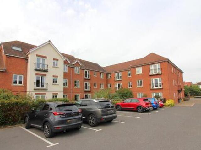 House for sale in King's Walden, Hertfordshire