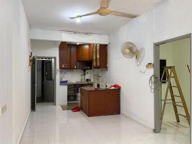 Flat for sale in Country Heights Damansara, Kuala Lumpur