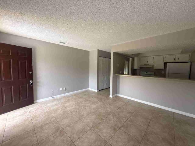 Apartment for rent in La Joya, Ocala