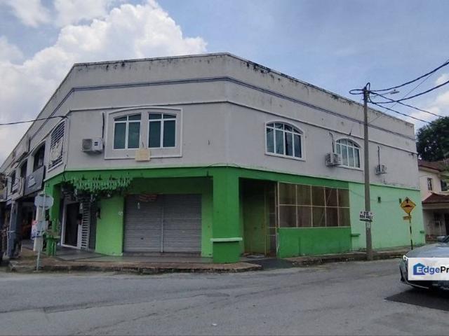 Shop for sale in Perak