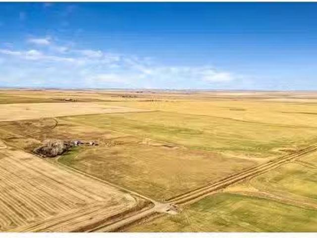 House for sale in Alberta