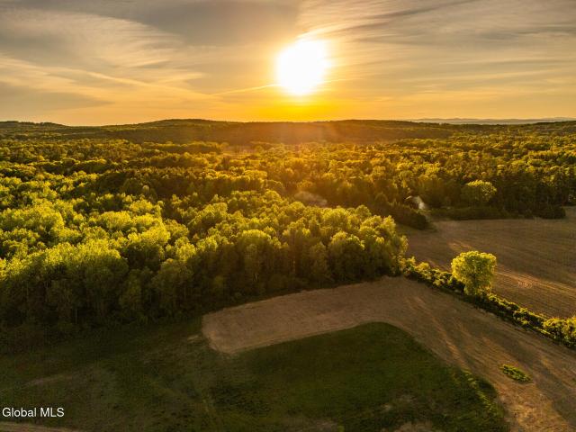 Land for sale in Saratoga, New York