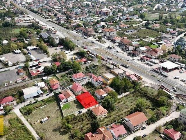 Sarıçökek, Kaynaşlı içerisinde satılık Villa