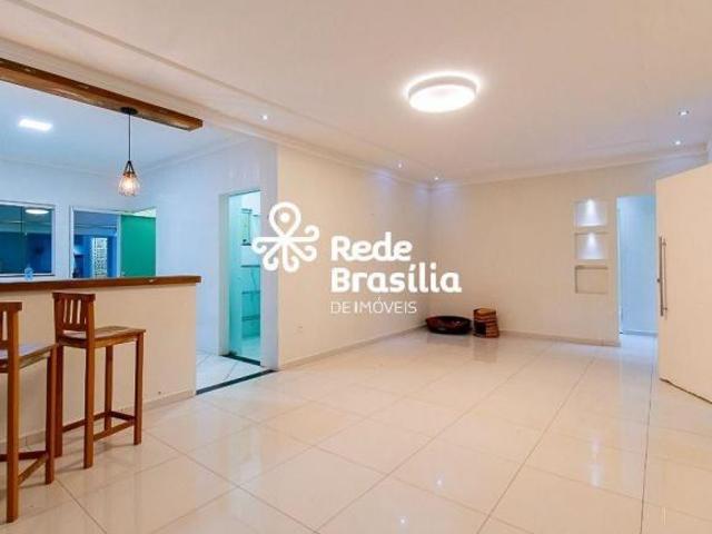 Casa venda em Região Geográfica Imediata do Distrito Federal, Região Integrada de Desenvolvimento do Distrito Federal e Entorno