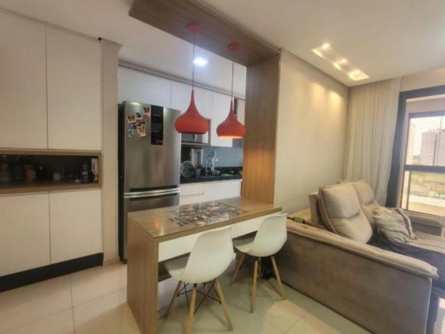 Apartamento venda em Região Geográfica Imediata do Distrito Federal, Região Integrada de Desenvolvimento do Distrito Federal e Entorno