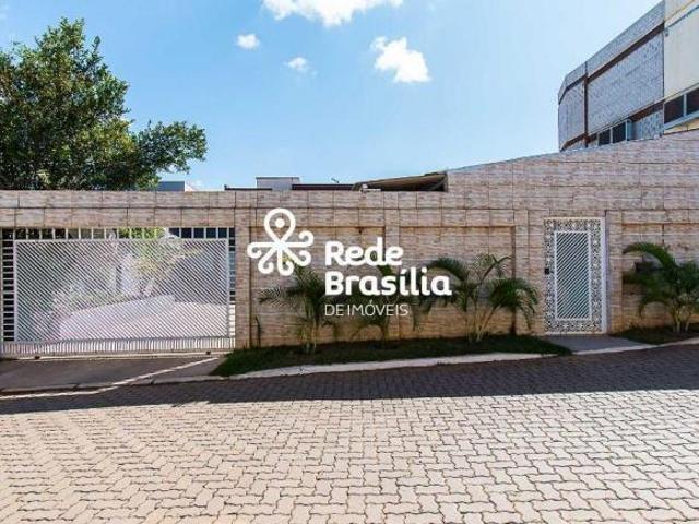 Casa venda em Região Geográfica Imediata do Distrito Federal, Região Integrada de Desenvolvimento do Distrito Federal e Entorno