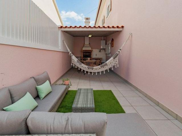 Apartamento alugar em Quinta do Conde, Sesimbra