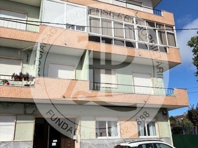 Apartamento alugar em Almada, Setúbal