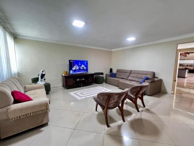 Casa venda em Região Geográfica Imediata do Distrito Federal, Região Integrada de Desenvolvimento do Distrito Federal e Entorno