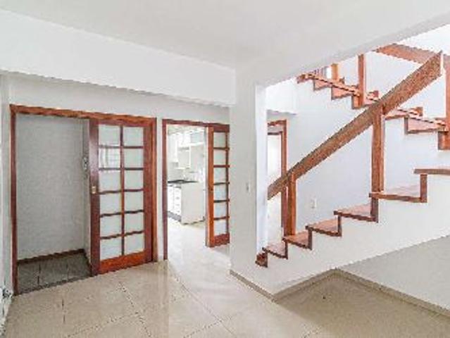 Casa aluguel em Região Geográfica Imediata de Florianópolis, Desterro