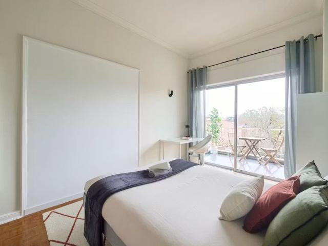 Apartamento alugar em Quinta do Lambert, Lisboa