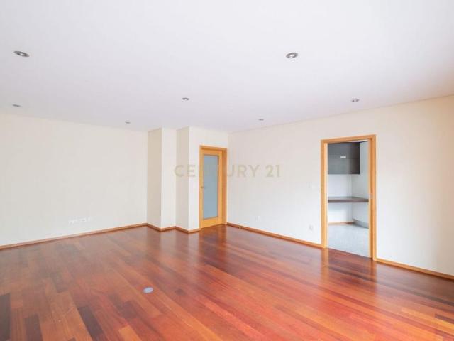 Apartamento alugar em Porto