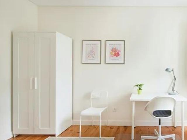 Quarto alugar em Alvalade, Lisboa