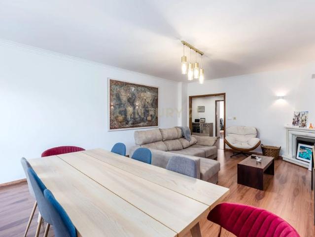 Apartamento alugar em Casal de São Martinho, Sintra