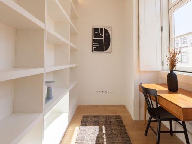 Apartamento alugar em Santa Maria Maior, Lisboa