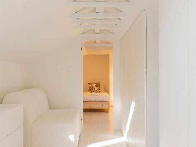 Apartamento alugar em Bairro do Arco do Cego, Lisboa