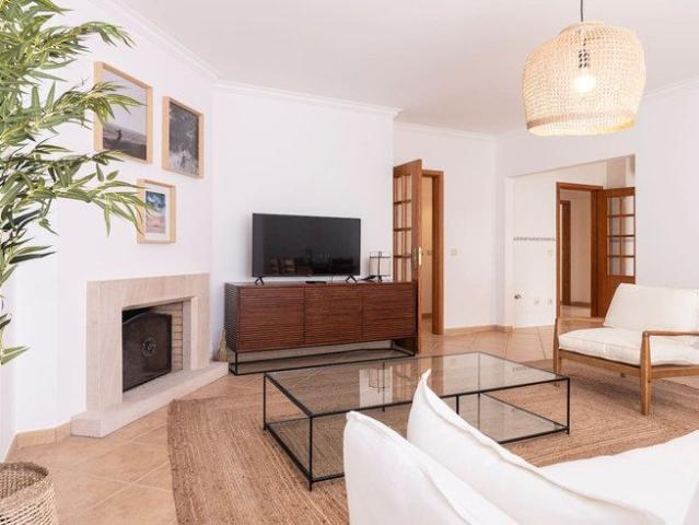Apartamento alugar em Pederneira, Leiria