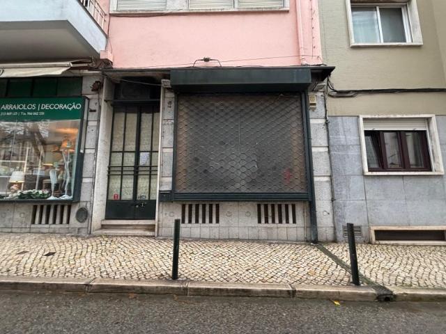 Loja alugar em Santa Isabel, Lisboa