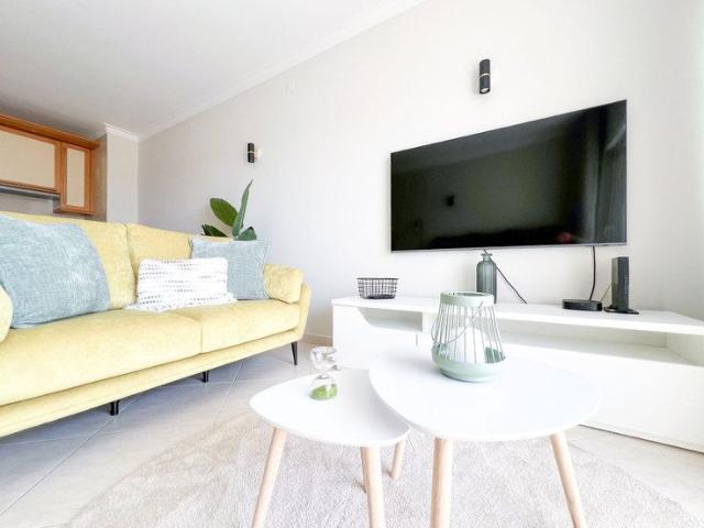 Apartamento alugar em Três Bicos, Portimão