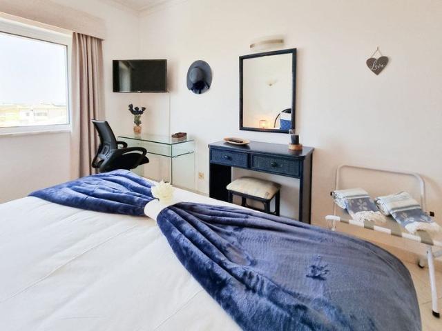 Apartamento alugar em Três Bicos, Portimão