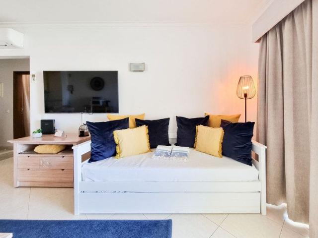 Apartamento alugar em Três Bicos, Portimão