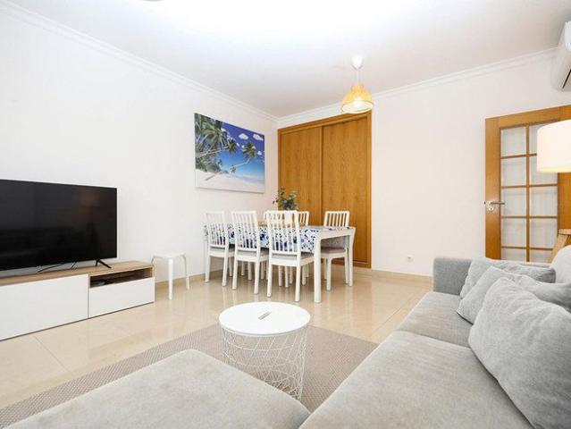 Apartamento alugar em Bairro Operário, Lagos
