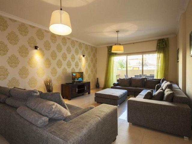 Apartamento alugar em Bairro Operário, Lagos