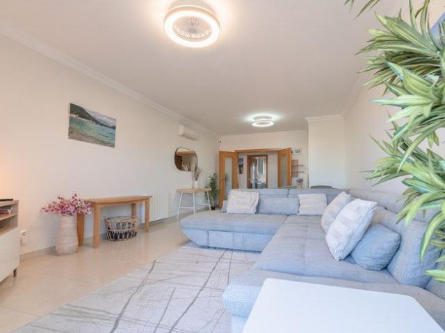 Apartamento alugar em Albufeira e Olhos de Água, Albufeira