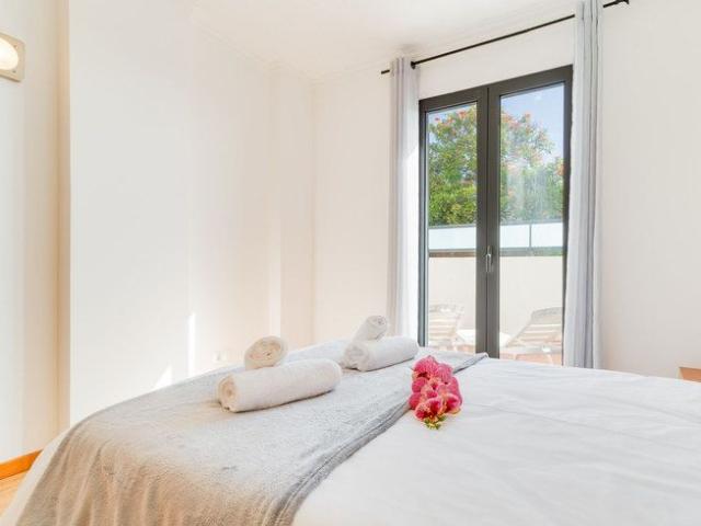 Apartamento alugar em S. Sebastião, Santa Cruz