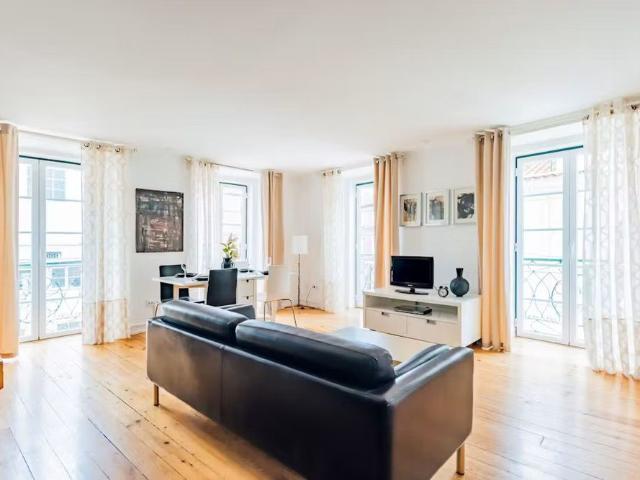 Apartamento alugar em Misericórdia, Lisboa