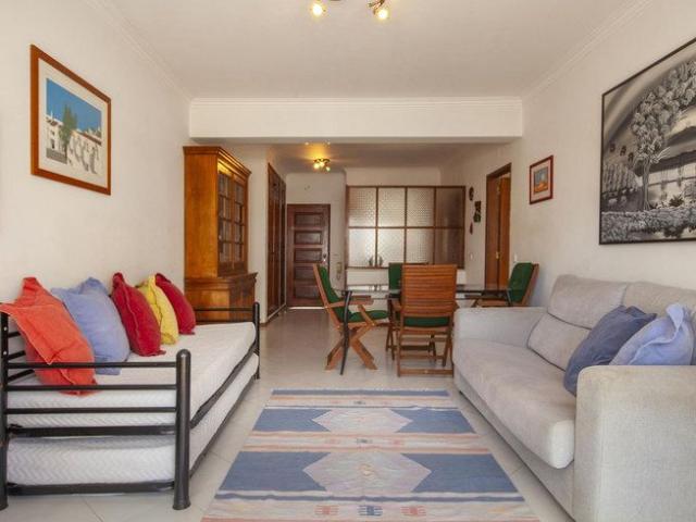 Apartamento alugar em Quarteira, Loulé