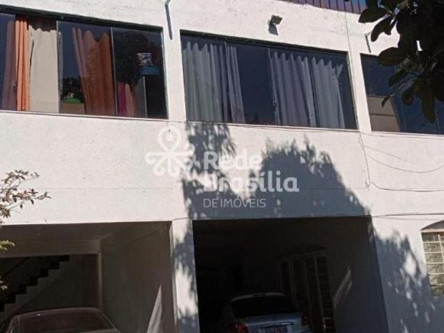 Casa venda em Região Geográfica Imediata do Distrito Federal, Região Integrada de Desenvolvimento do Distrito Federal e Entorno