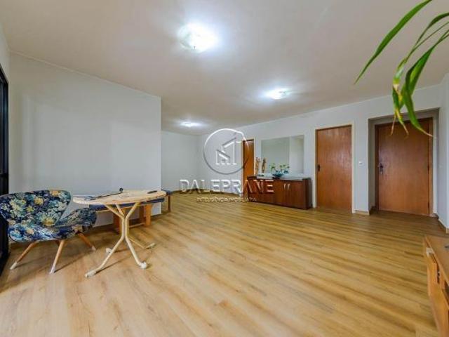 Apartamento venda em Região Geográfica Imediata do Distrito Federal, Região Integrada de Desenvolvimento do Distrito Federal e Entorno