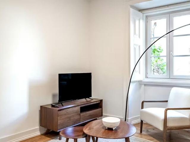 Apartamento alugar em Estrela, Lisboa
