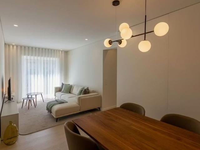 Apartamento alugar em Porto, Cedofeita