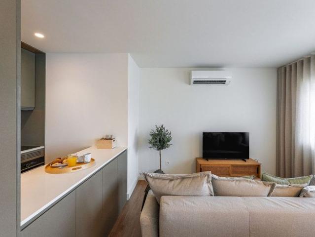 Apartamento alugar em Porto, Lordelo Do Ouro