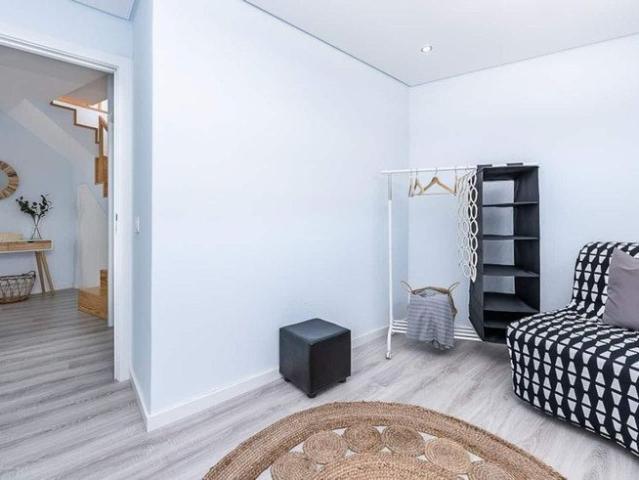 Apartamento alugar em Santos Nicolau, Setúbal